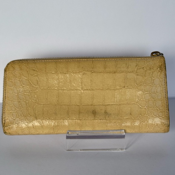 Mui Mui - Picture 2 of 5